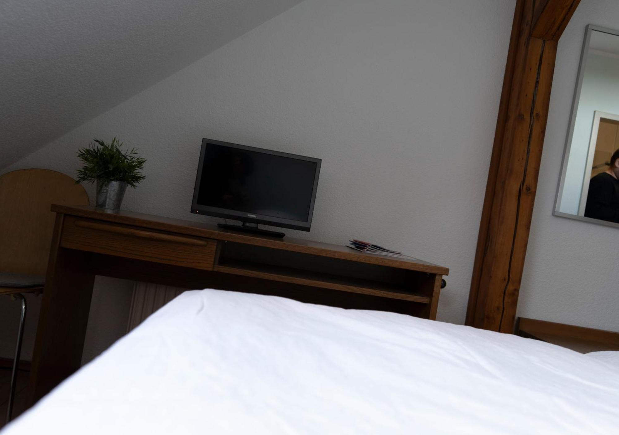Gaststaette Zur Eiche Hotel Hannover Kültér fotó