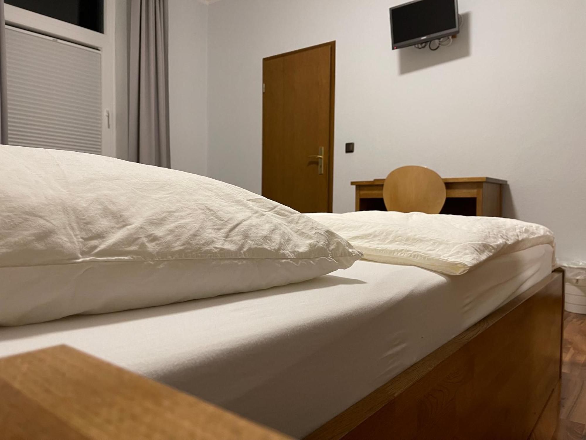 Gaststaette Zur Eiche Hotel Hannover Kültér fotó