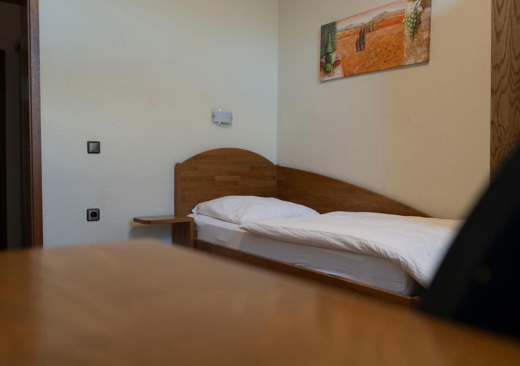Gaststaette Zur Eiche Hotel Hannover Kültér fotó